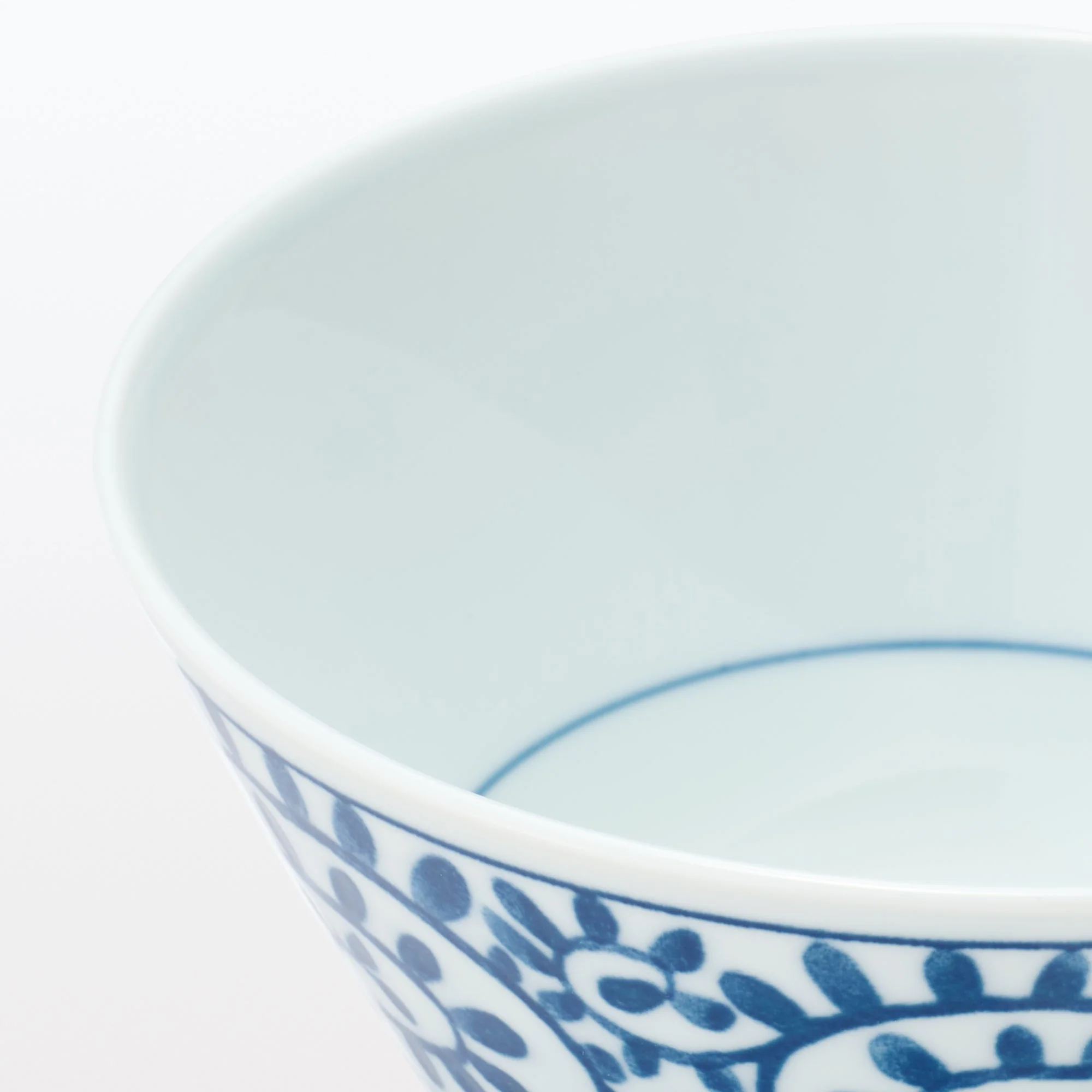 Hasami Ware Rice Bowl - Arabesque Pattern - Large - Image 5