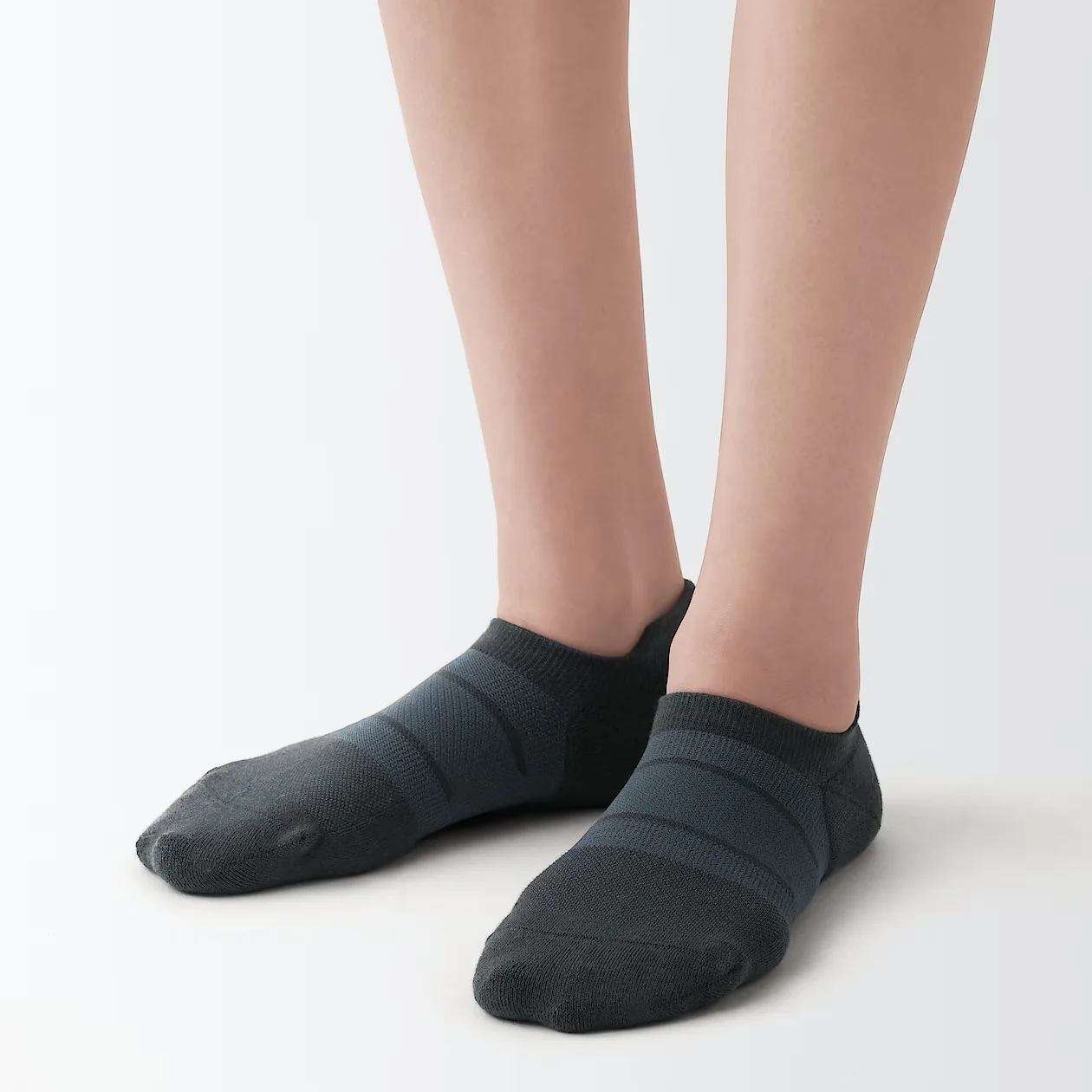 Right Angle Arch Support Sneaker Socks 23-25cm - Pack of 2 - Image 3