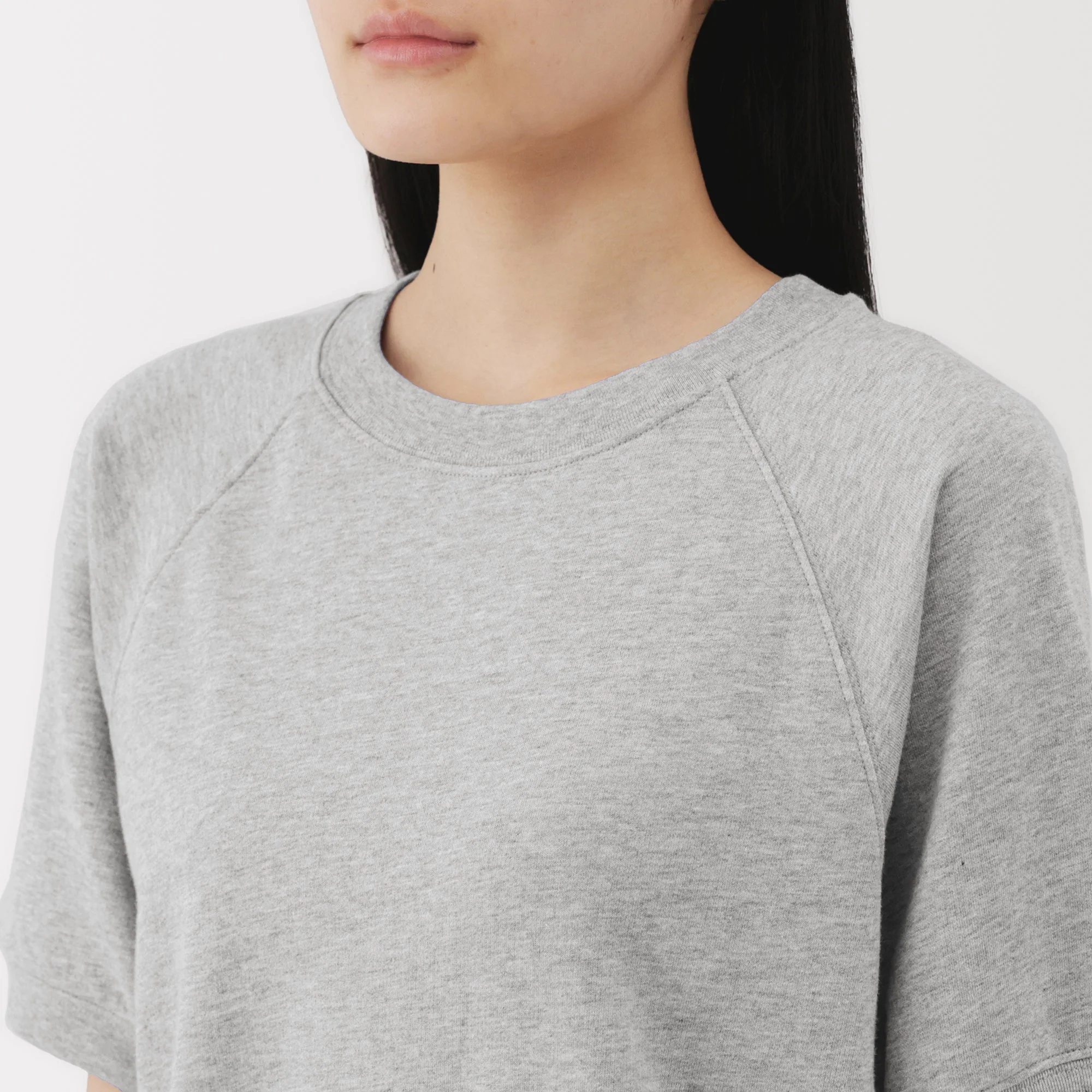 Sweatshirt Crewneck T-Shirt - Image 15