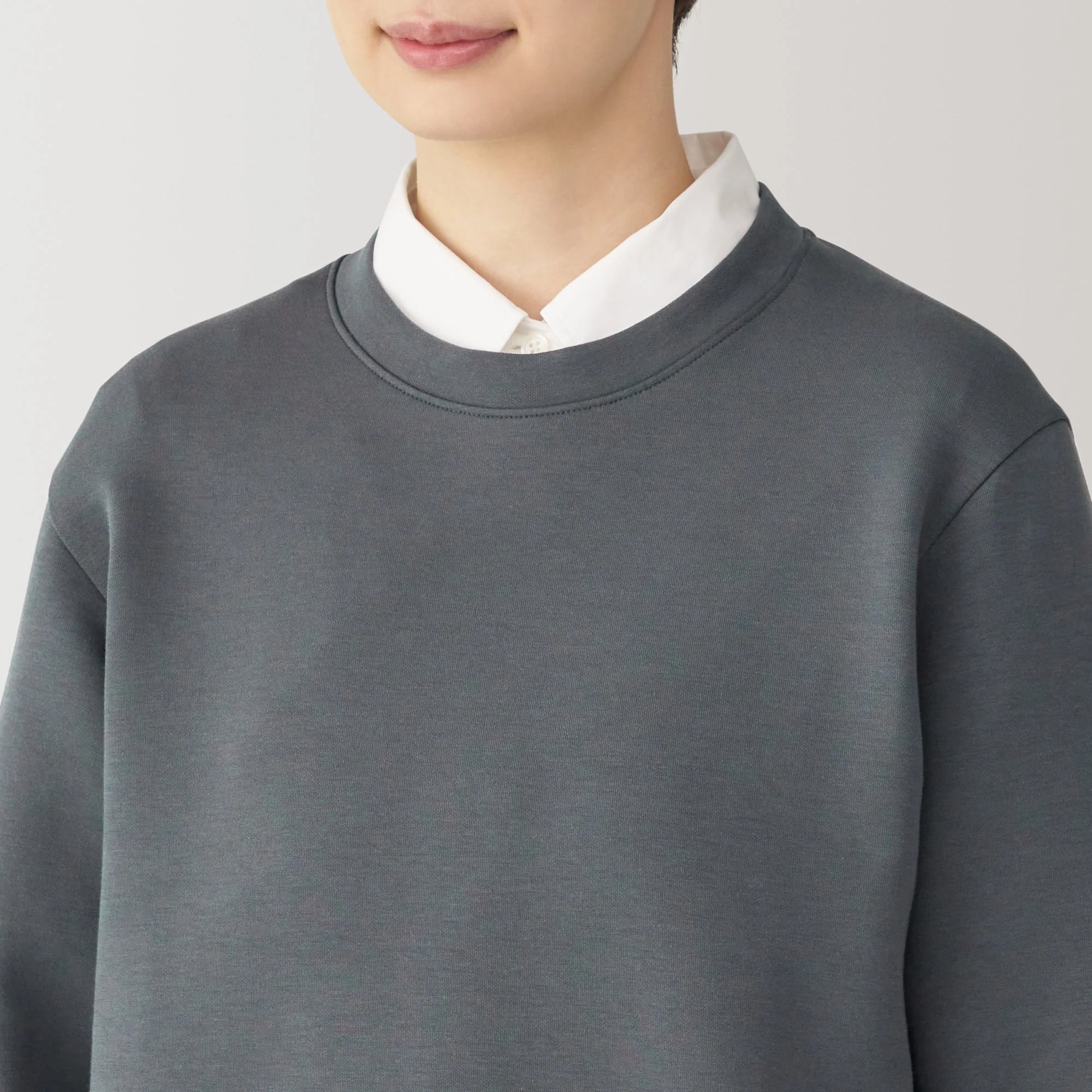 Women's Double Knitted Sweatshirt - Image 7